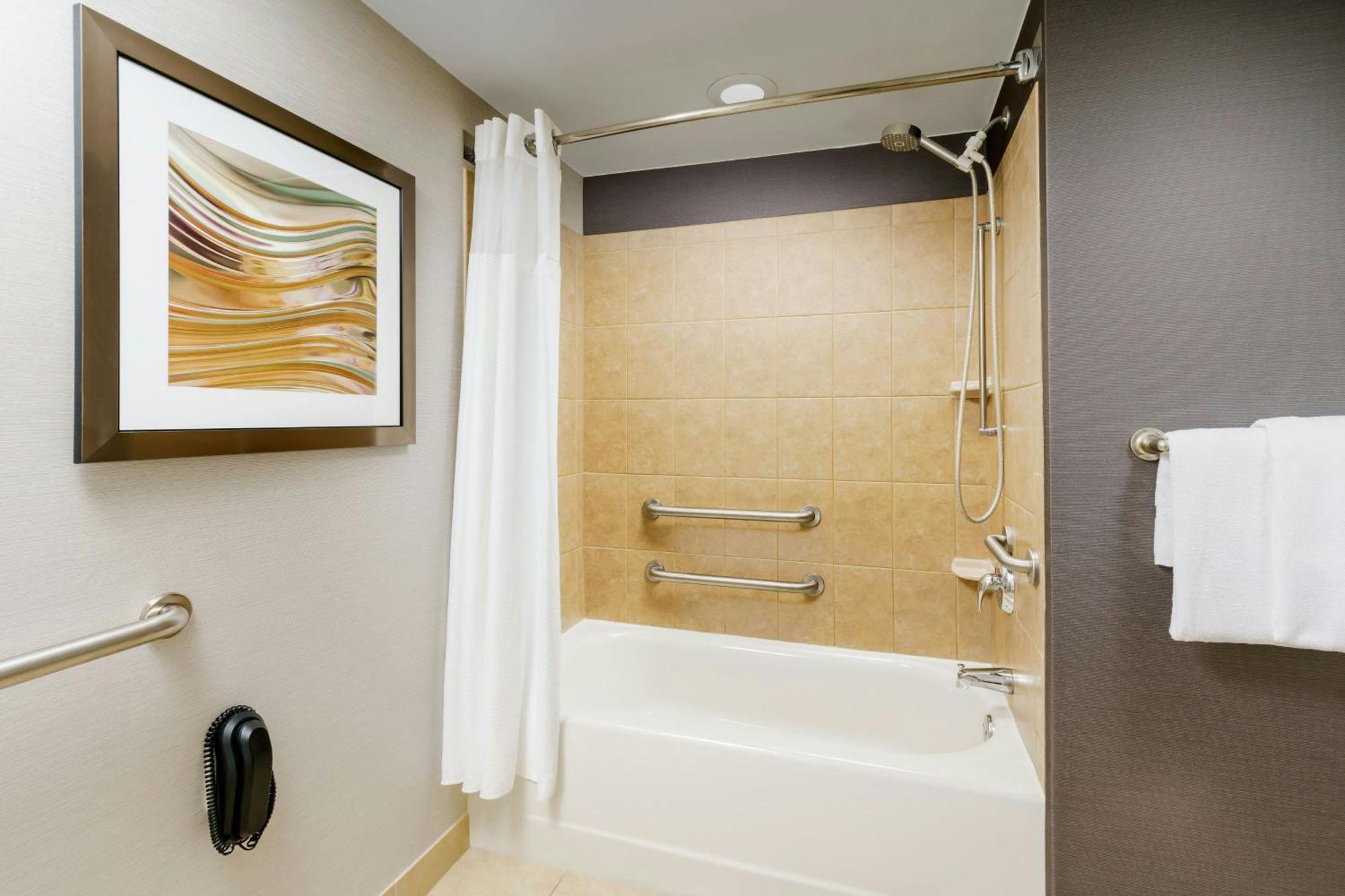 Отель Courtyard Hartford Фармингтон Экстерьер фото