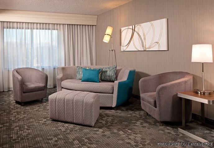 Отель Courtyard Hartford Фармингтон Экстерьер фото